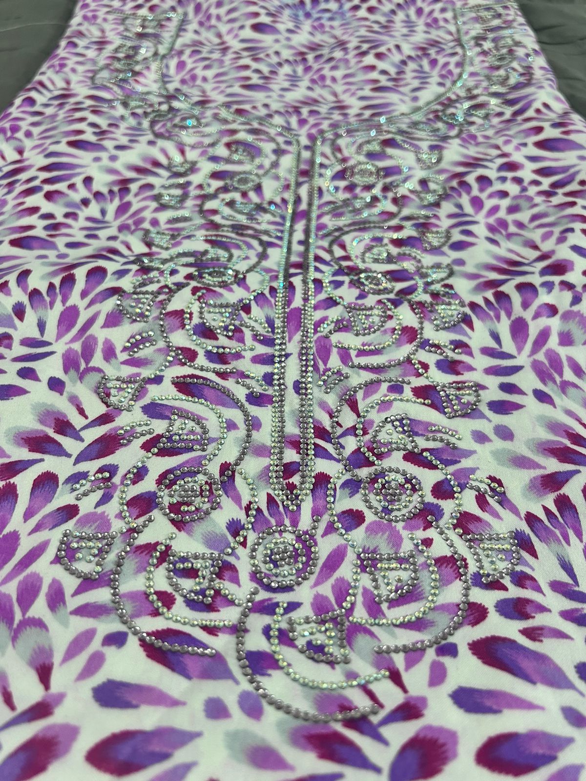 Floral Purple White Mukhawar